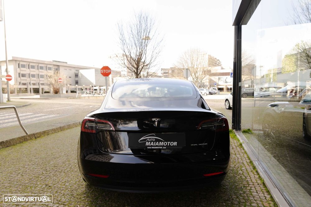 Tesla Model 3 Long Range Tração Integral - 27