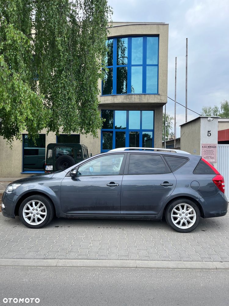 Kia Ceed 1.6 Crdi M - 2