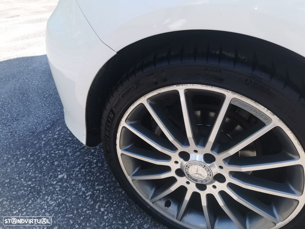 Mercedes-Benz A 180 CDI BE AMG Line - 12