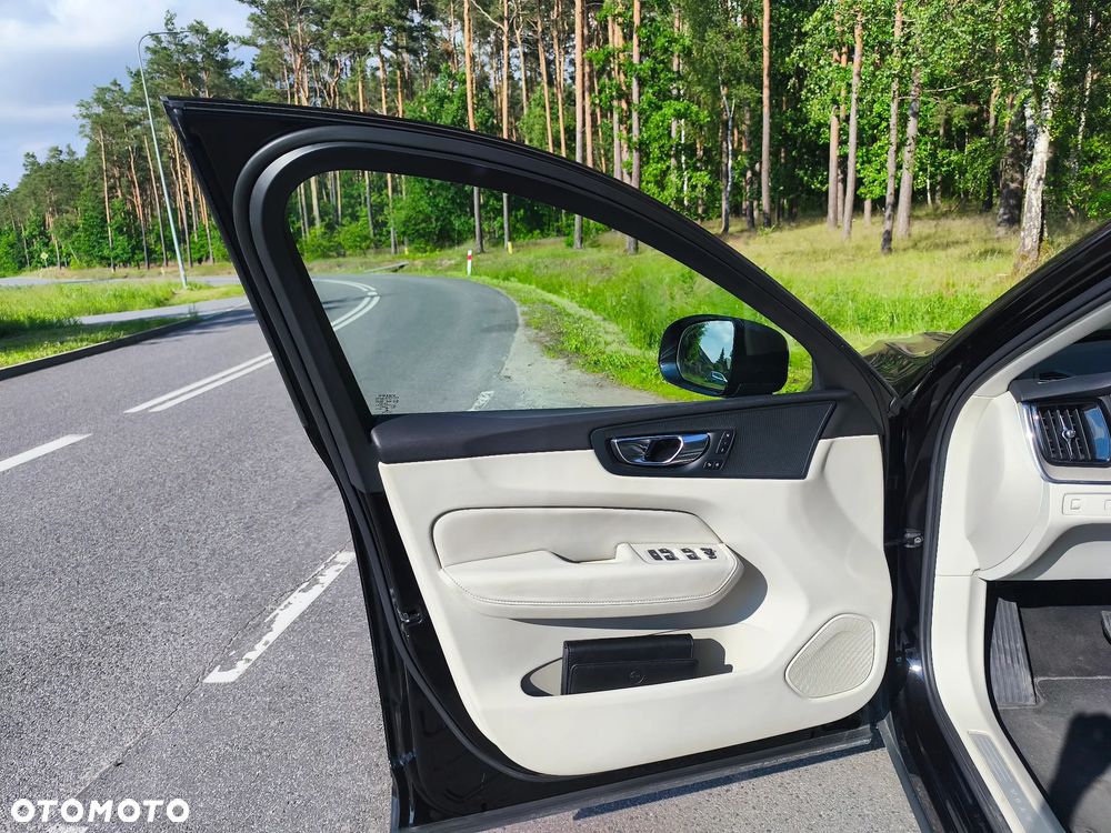 Volvo XC 60 D4 Inscription - 22
