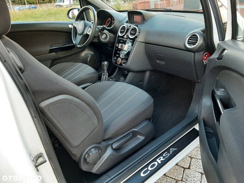 Opel Corsa 1.4 16V Color Edition - 15