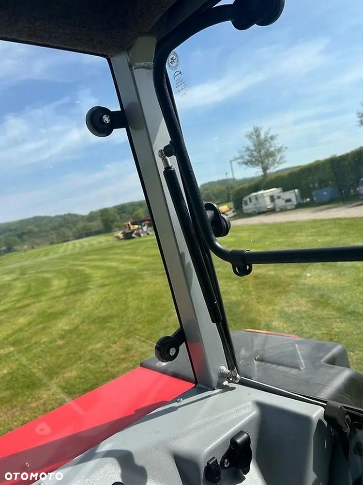Massey Ferguson 390T Diesel - 17