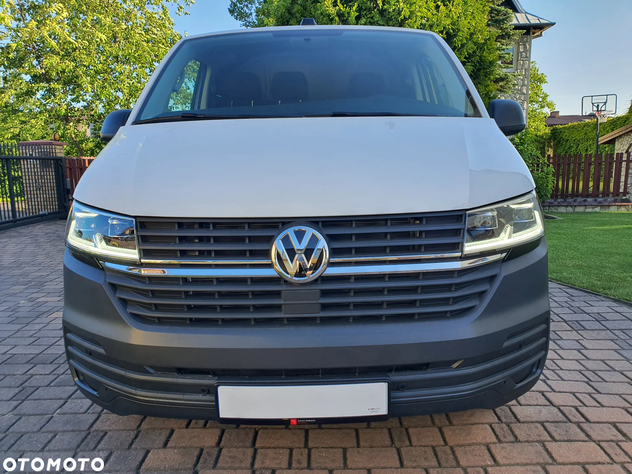 Volkswagen Transporter - 2