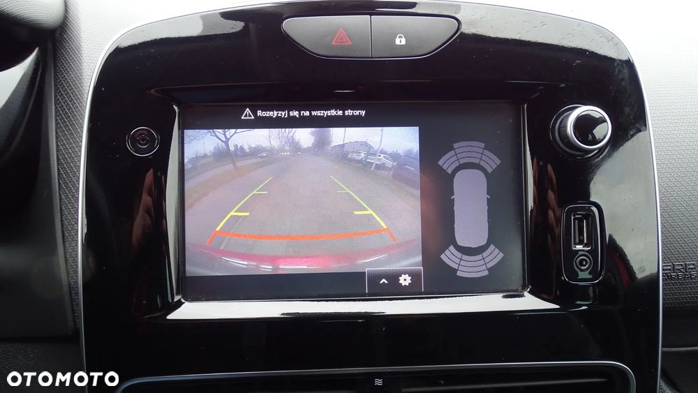 Renault Clio TCe 90 Luxe - 12