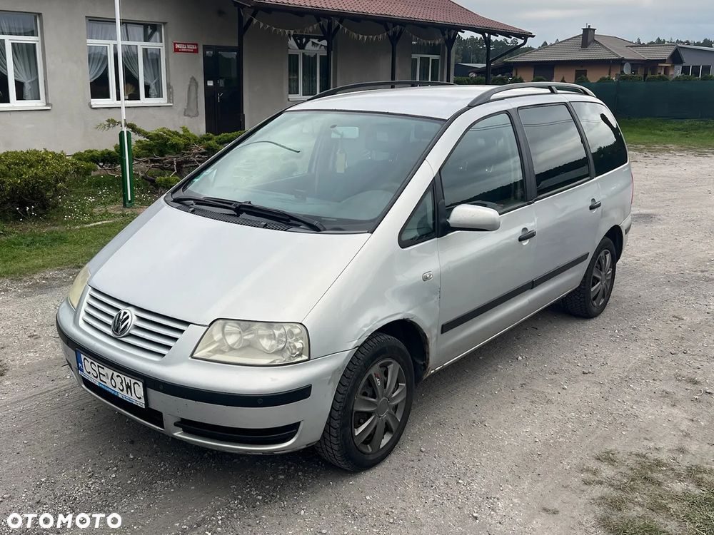 Volkswagen Sharan 2.0 Basis - 2