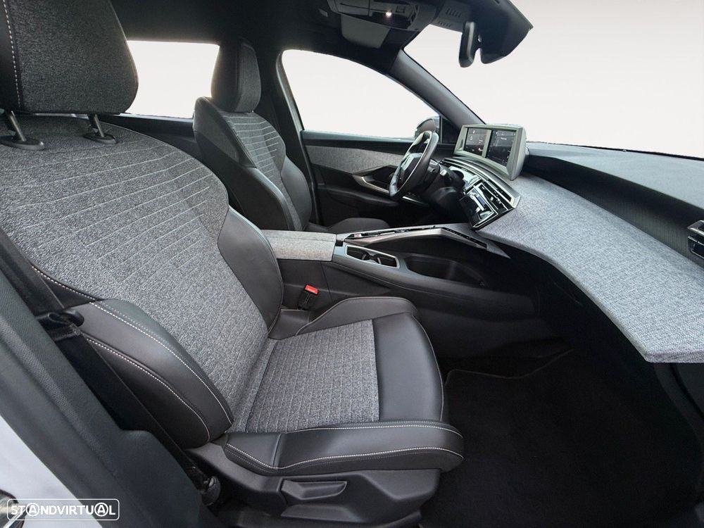 Peugeot 5008 1.2 Hybrid Allure Pack e-DCS6 - 15