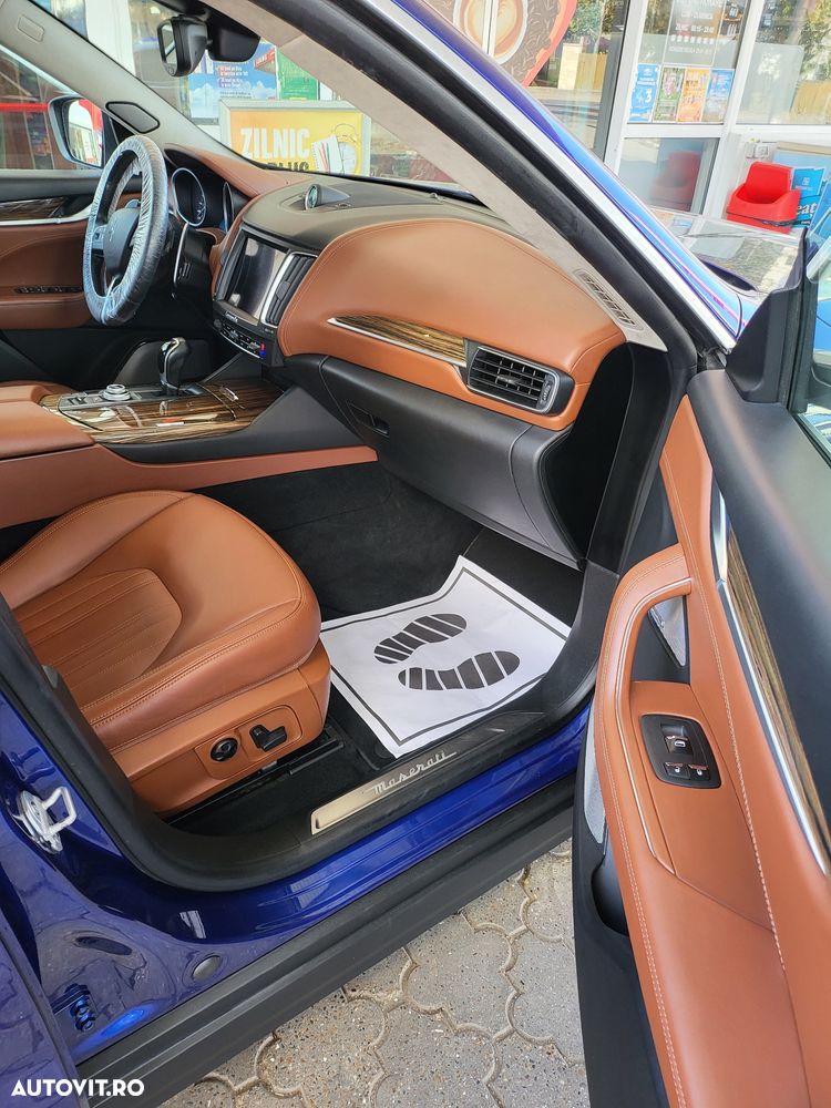 Maserati Levante - 3