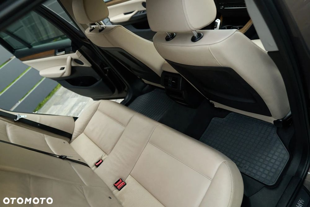 BMW X3 xDrive35i - 35