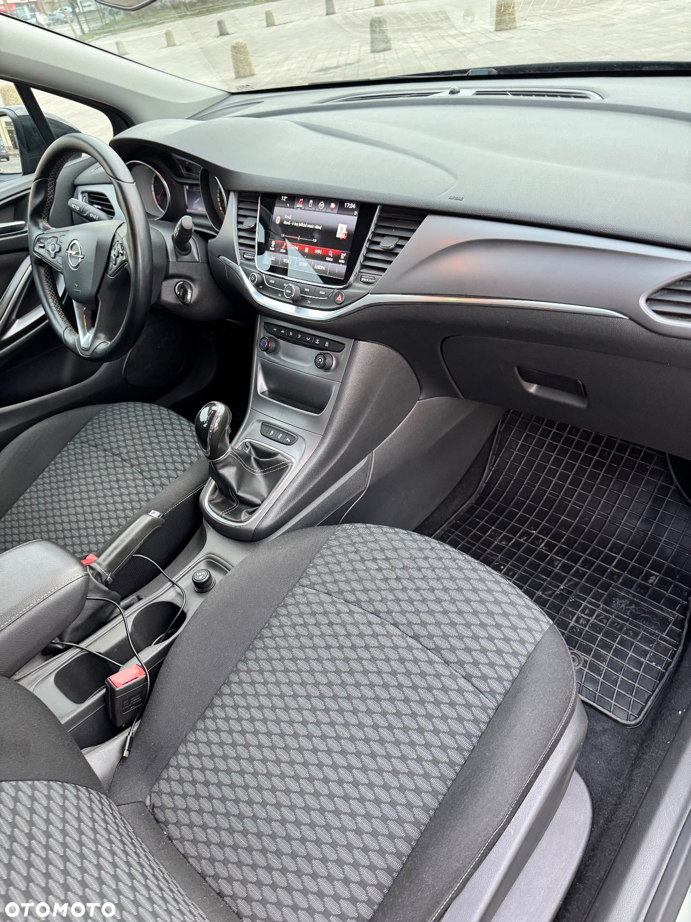 Opel Astra IV 1.6 CDTI Sport - 12