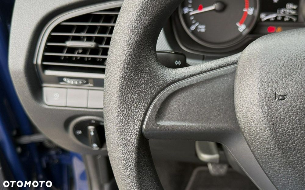 Skoda Fabia 1.0 MPI Active - 31