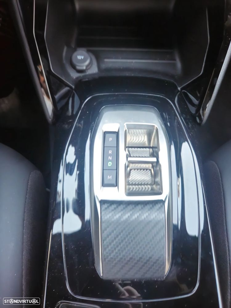 Peugeot 2008 1.2 PureTech Allure Pack EAT8 - 8