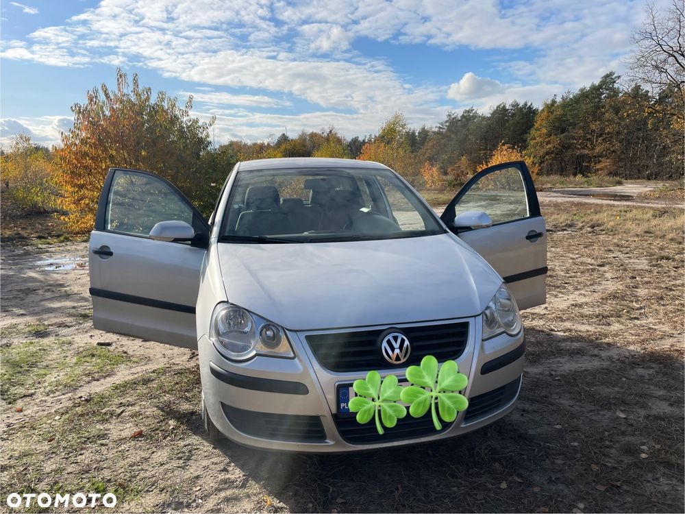 Volkswagen Polo 1.4 16V Trendline - 4