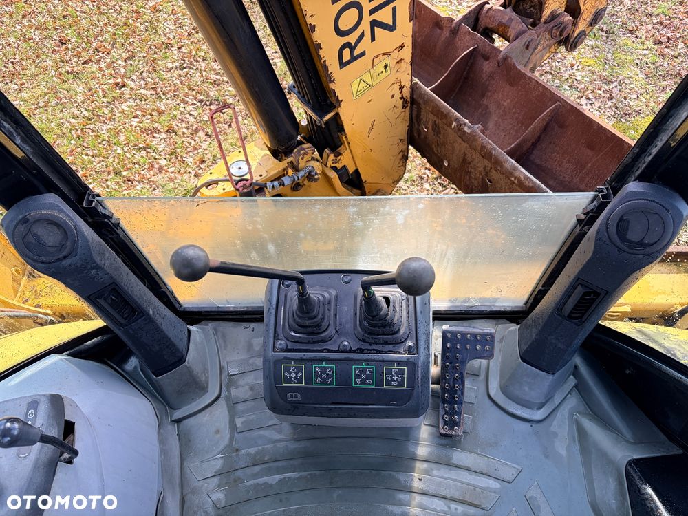 Caterpillar 422E - 10