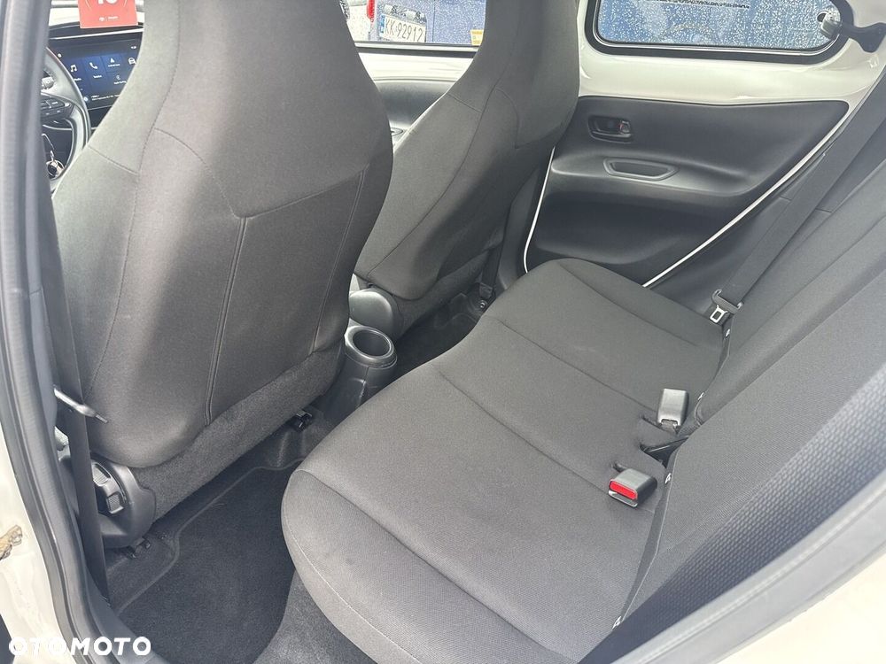 Toyota Aygo X - 16