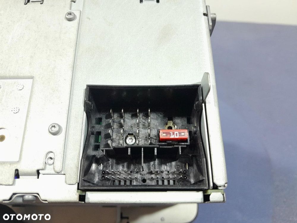 VW GOLF VI 08- RADIO FABRYCZNE CD WYŚWIETLACZ 3C8035195 - 9