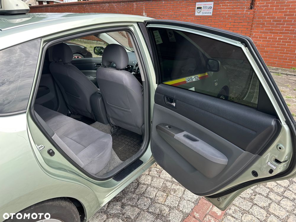 Toyota Prius 1.5 VVT-i Prestige - 11