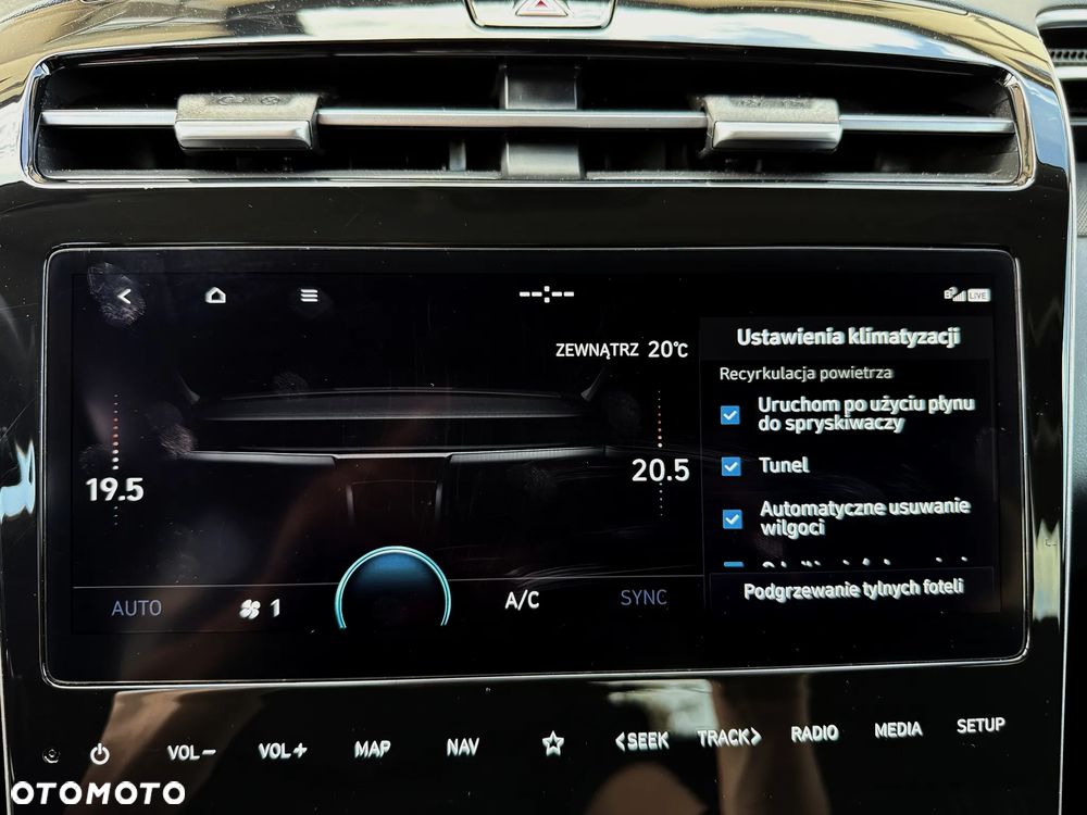 Hyundai Tucson - 32