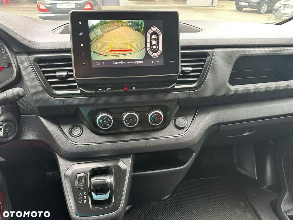 Renault Trafic - 19