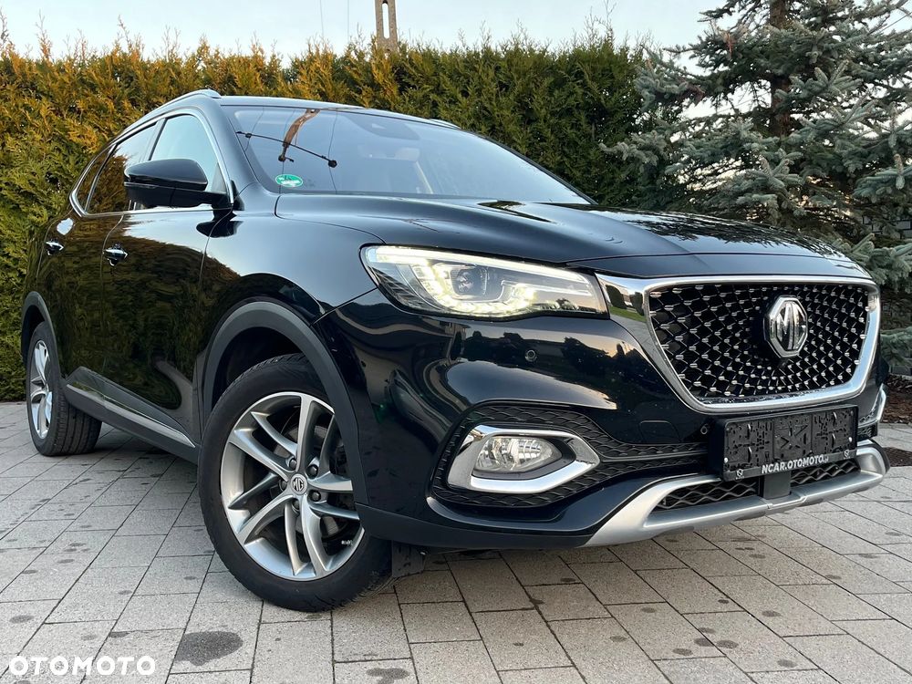 MG EHS Luxury - 3