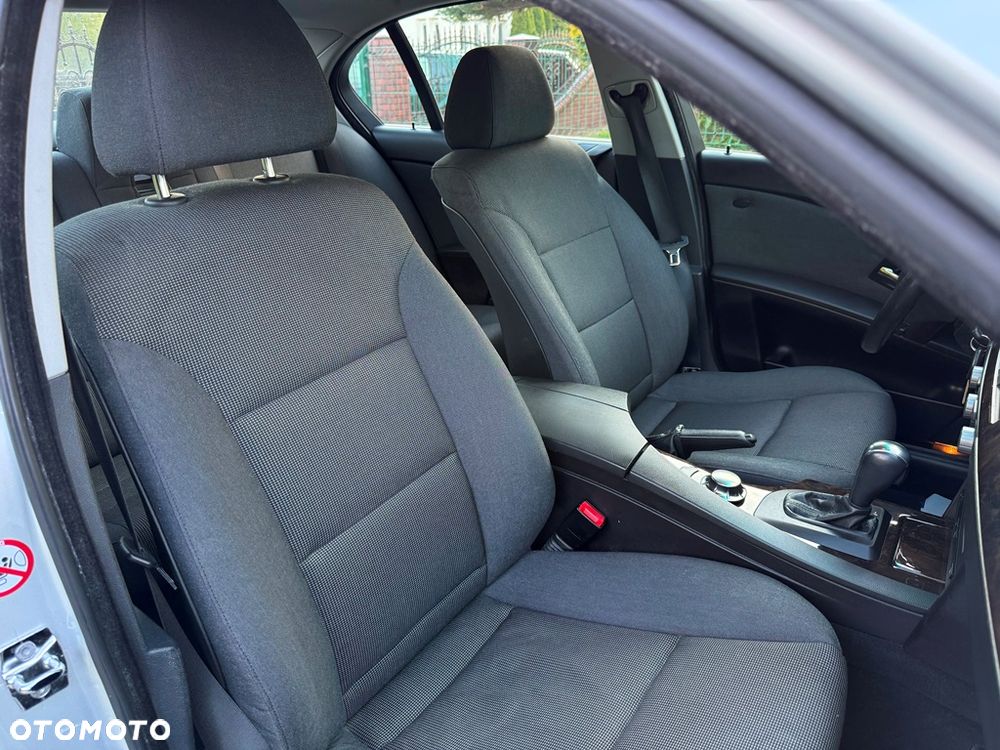 BMW Seria 5 - 24