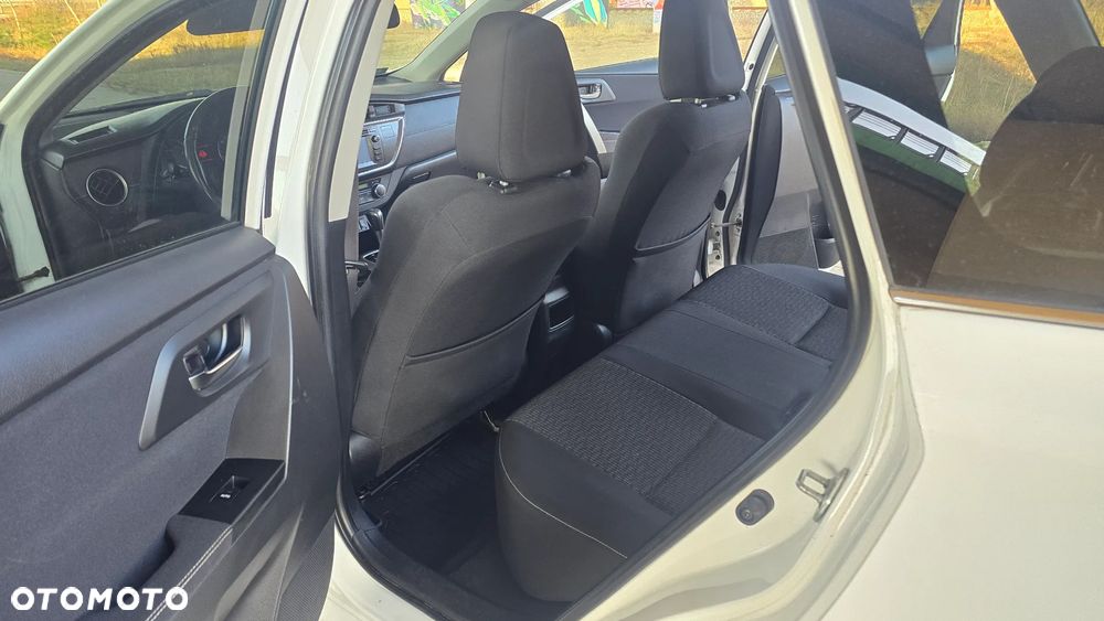 Toyota Auris 1.6 Valvematic Multidrive S Comfort - 40