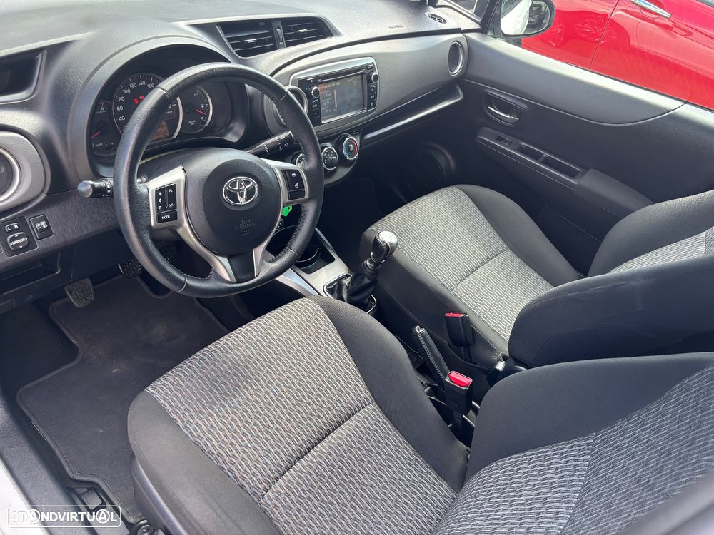 Toyota Yaris 1.4 D-4D ACtive+AC 99g - 9