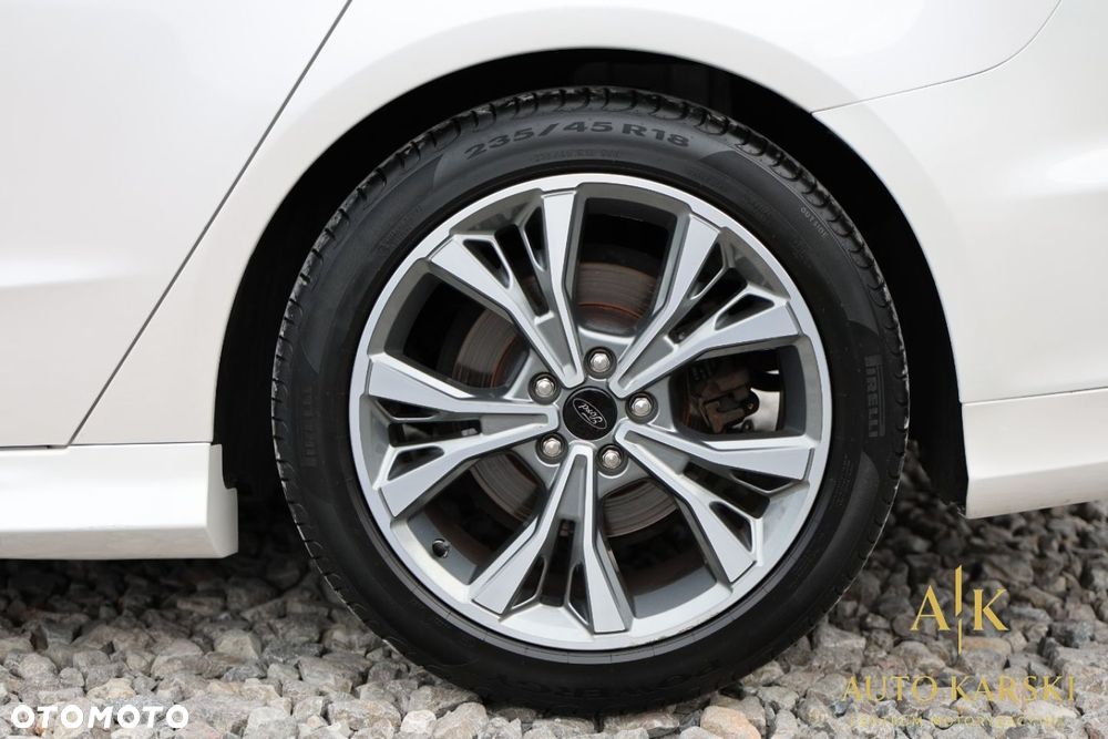 Ford Mondeo - 13