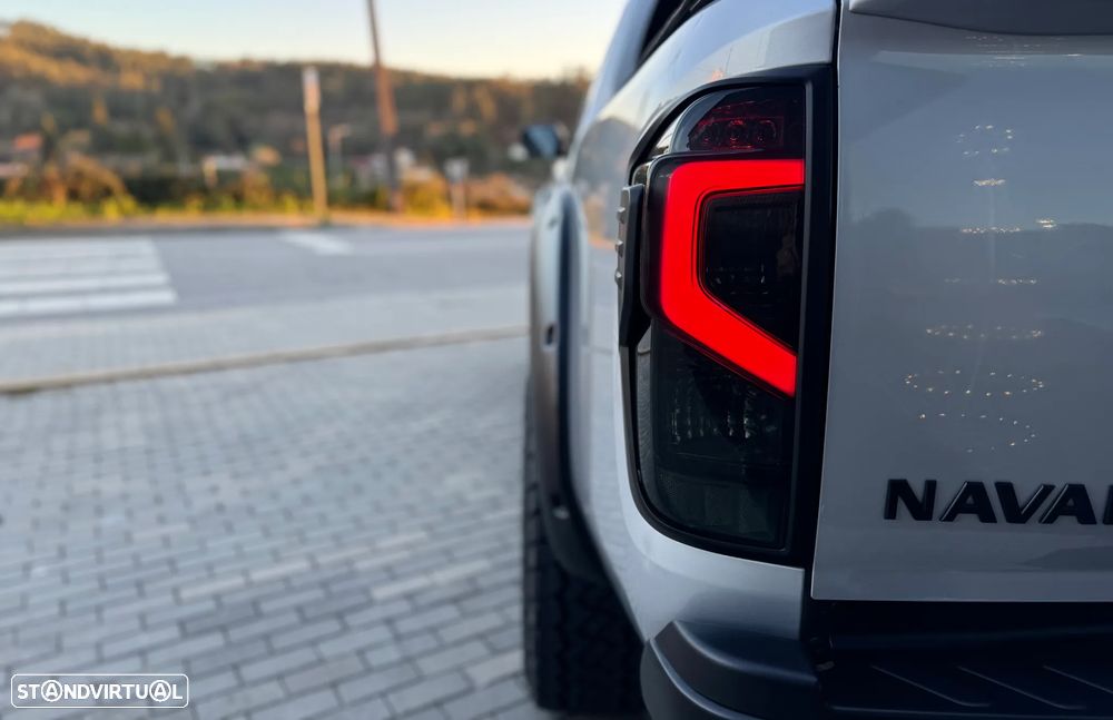 Nissan Navara 2.3 dCi CD 4WD Tekna Auto - 26