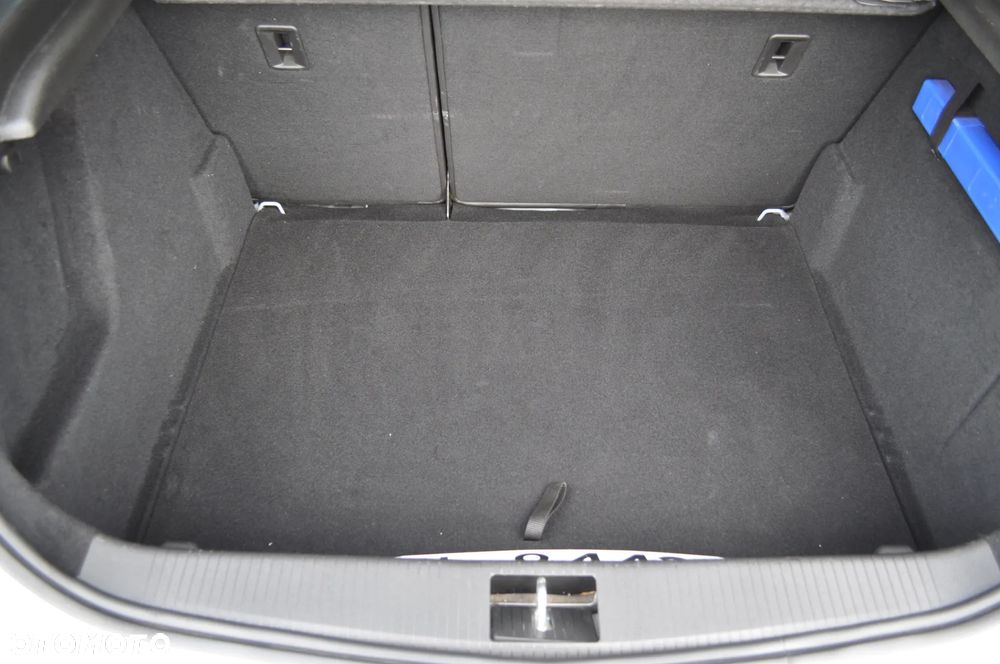 Opel Astra 1.6 Turbo Automatik - 22