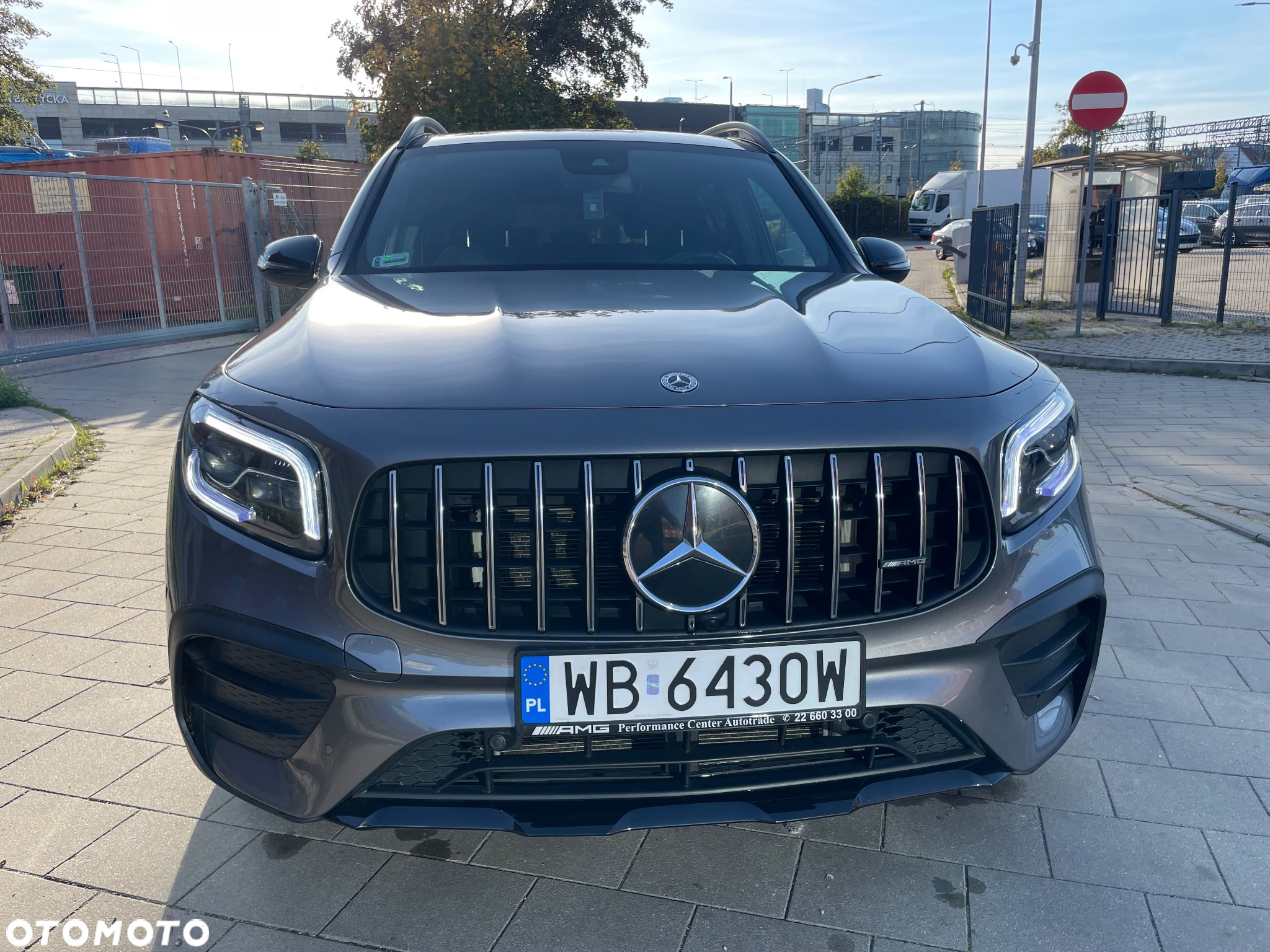 Mercedes-Benz GLB AMG 35 4-Matic - 3