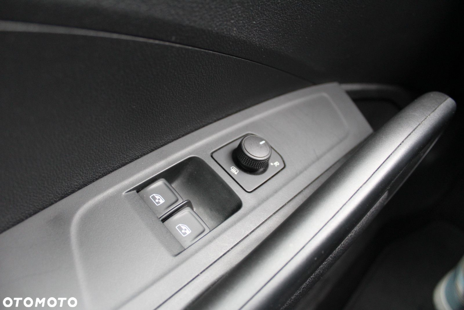 Skoda Fabia 1.0 TSI Selection DSG - 25