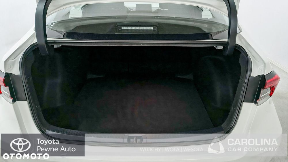 Toyota Corolla 1.8 Hybrid Comfort - 17