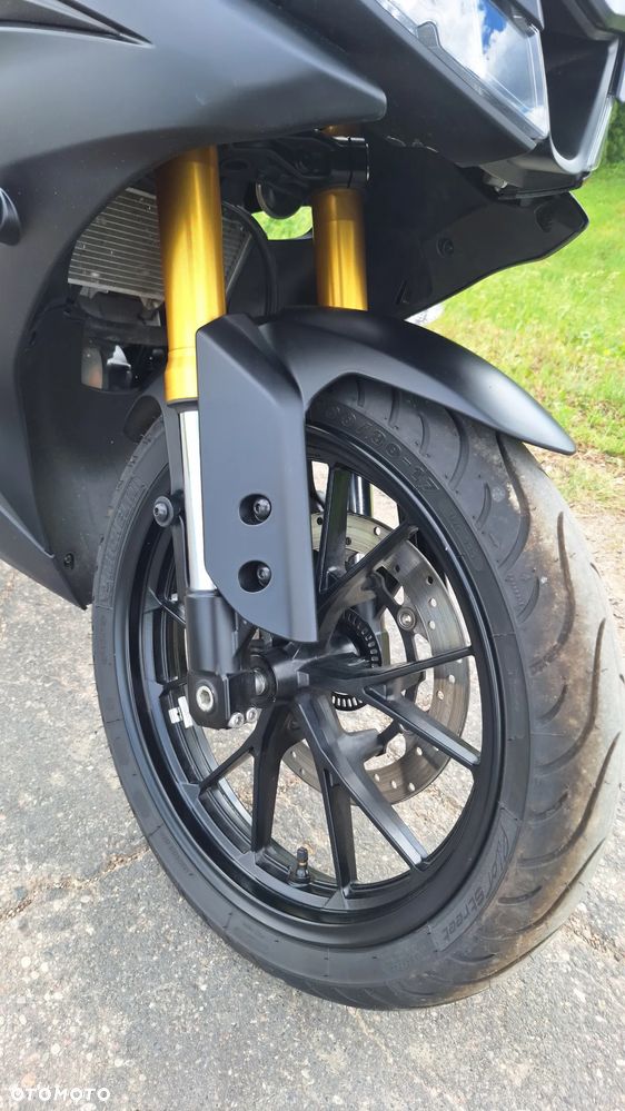 Yamaha YZR - 6