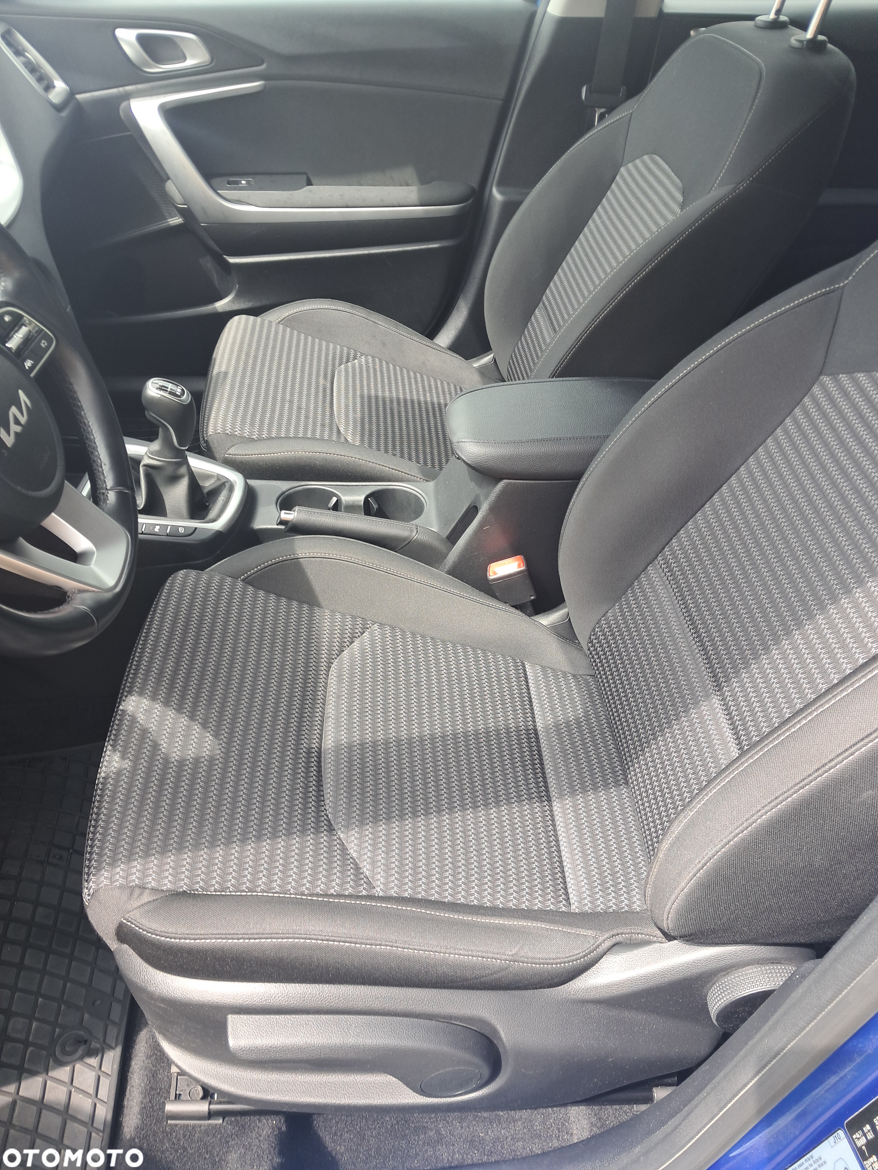 Kia Ceed 1.5 T-GDI M - 9