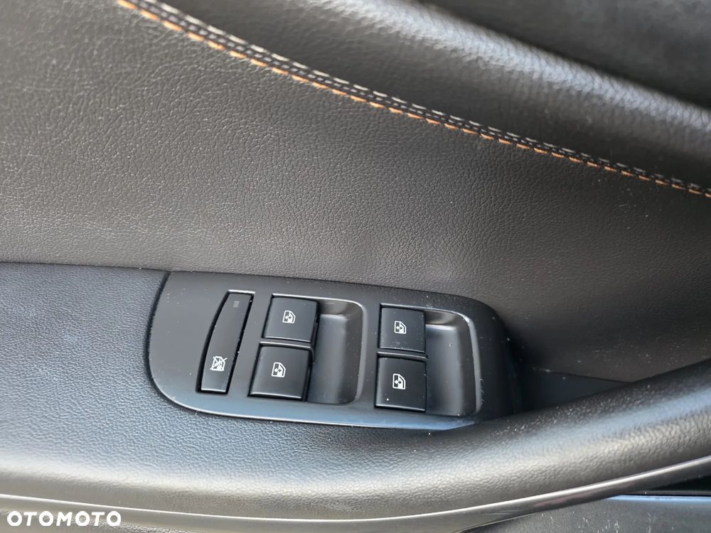 Opel Zafira 2.0 D (CDTI ecoFLEX) Start/Stop Active - 25