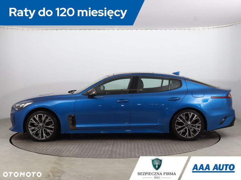 Kia Stinger - 4