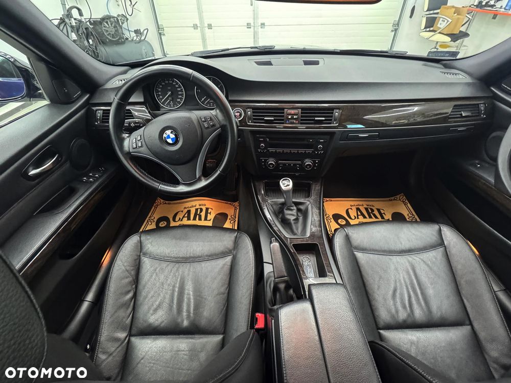 BMW Seria 3 320d - 2