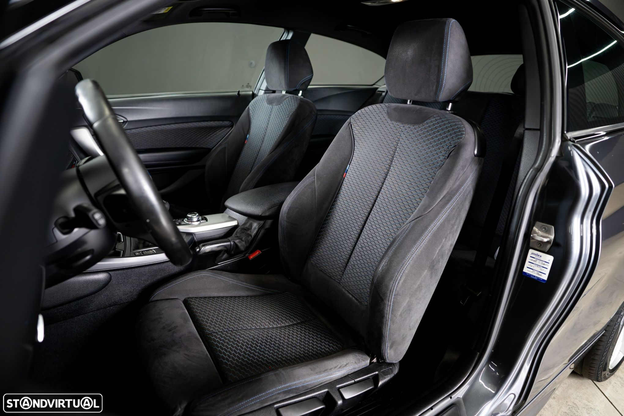 BMW 116 d Pack M - 12