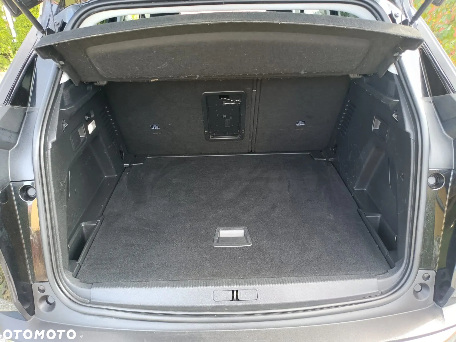 Peugeot 3008 1.6 BlueHDi Active S&S EAT6 - 24