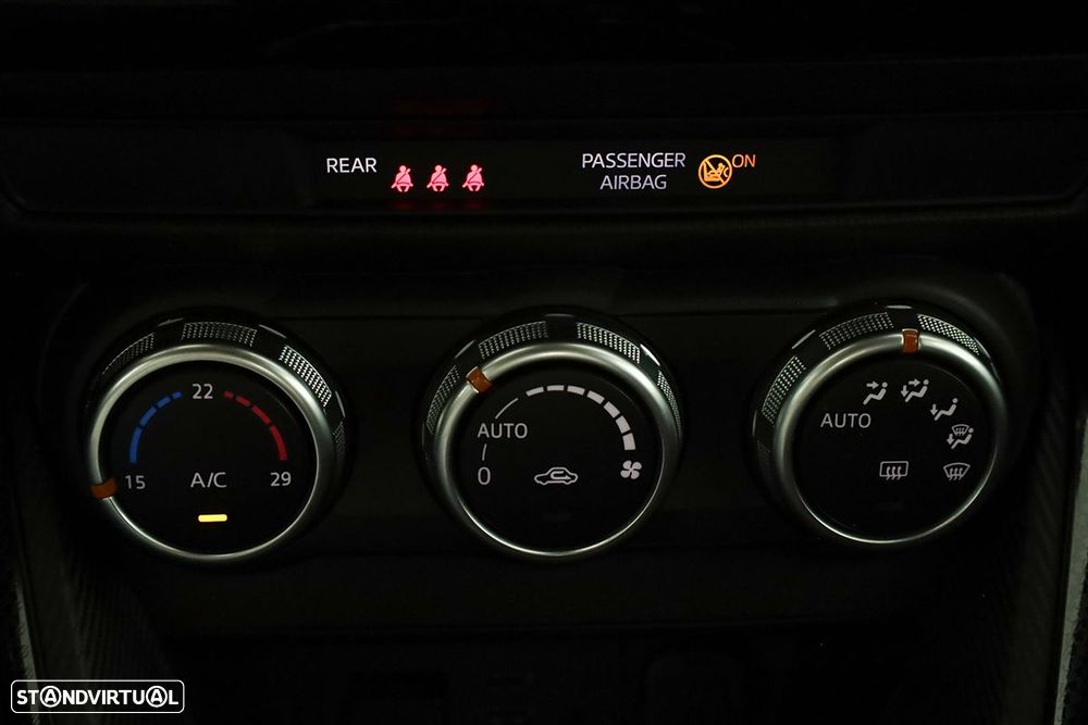 Mazda 2 1.5 Sky-G Evolve Navi - 12