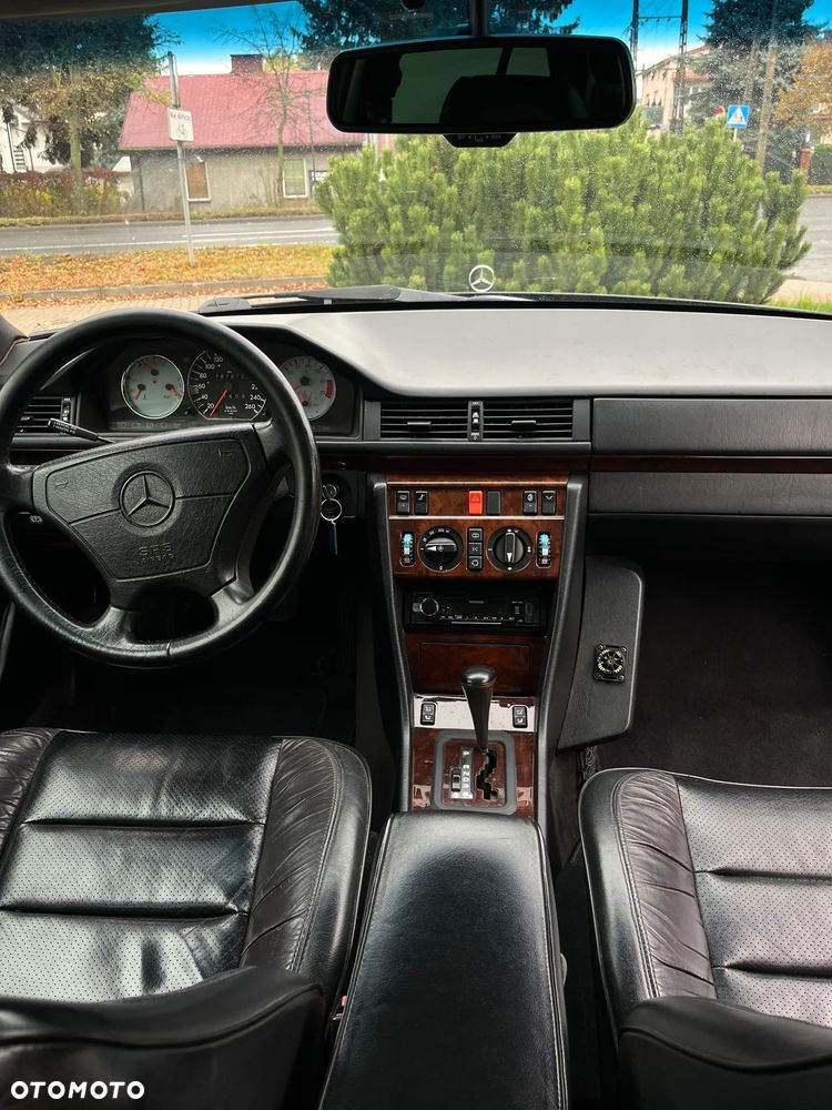 Mercedes-Benz Klasa E 500 - 9