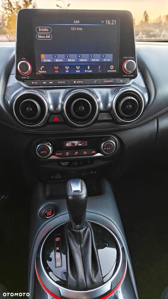 Nissan Juke 1.0 DIG-T N-Connecta DCT - 13