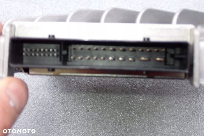 AUDI SEAT SKODA VW wzmacniacz harman kardon 5H0035456A - 2