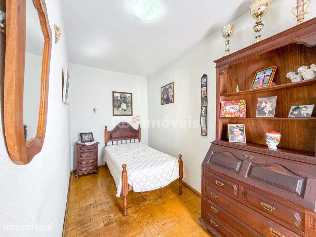 2 Moradias T2 c/ Jardim, Telheiro e Churrasqueira- em Carrazede, Pa... - Grande imagem: 5/58