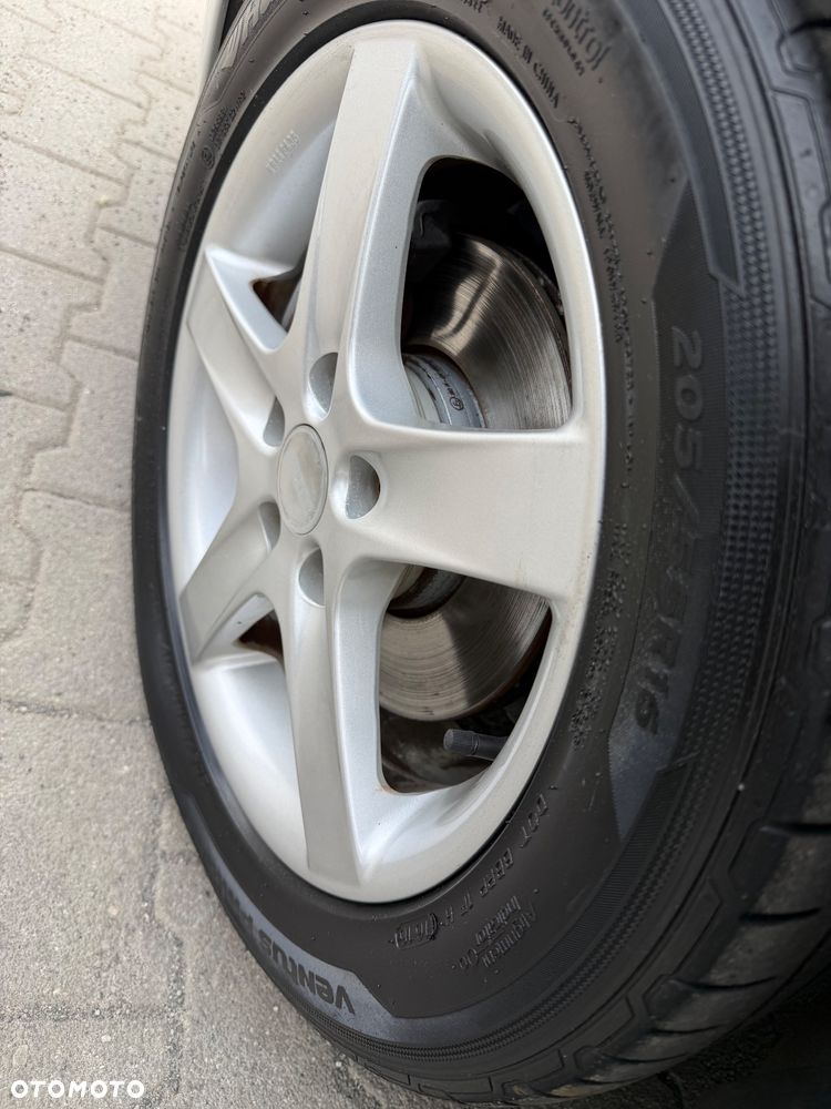 Opel Vectra 2.2 CDX - 32