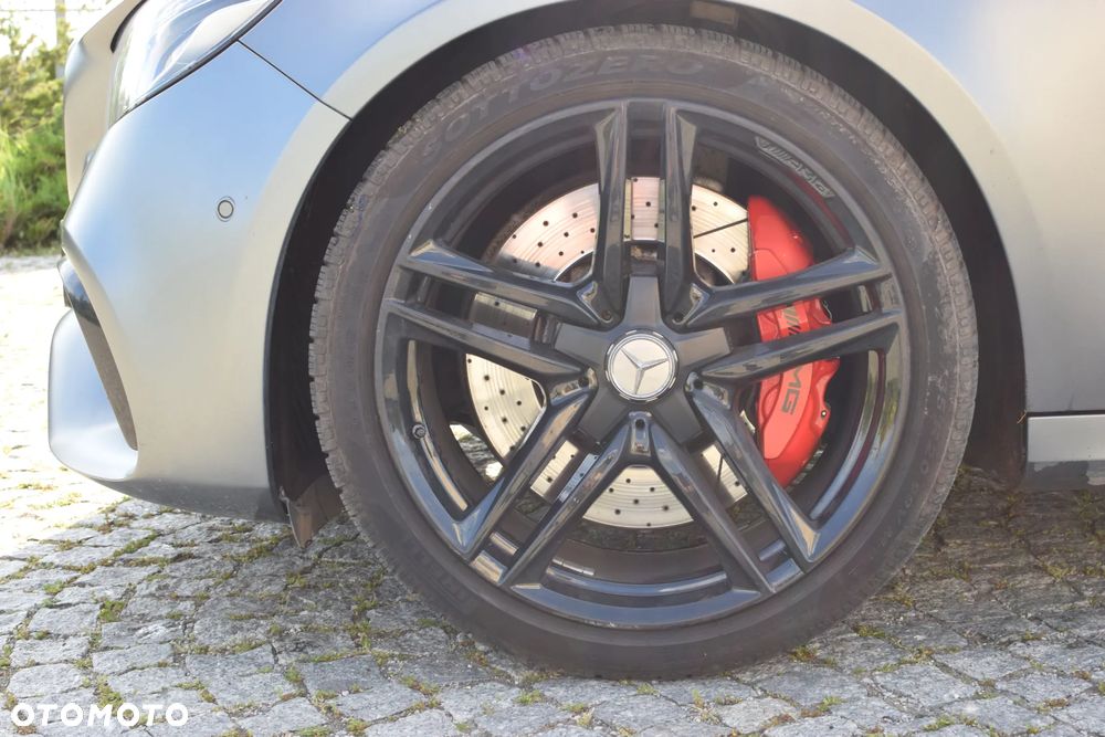Mercedes-Benz Klasa E - 2
