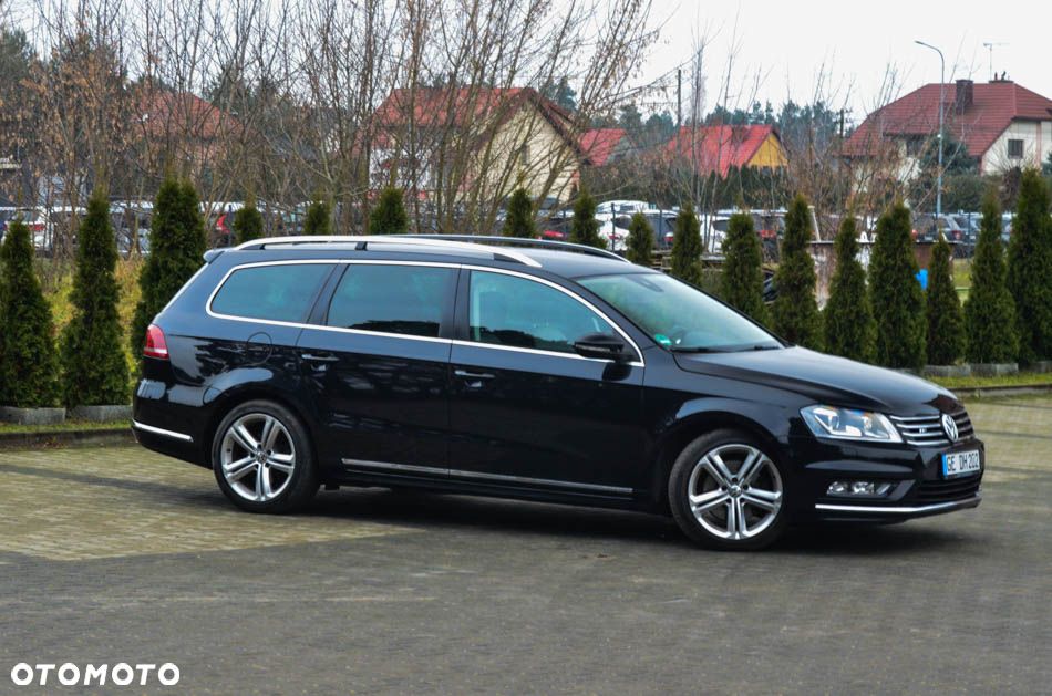 Volkswagen Passat - 12