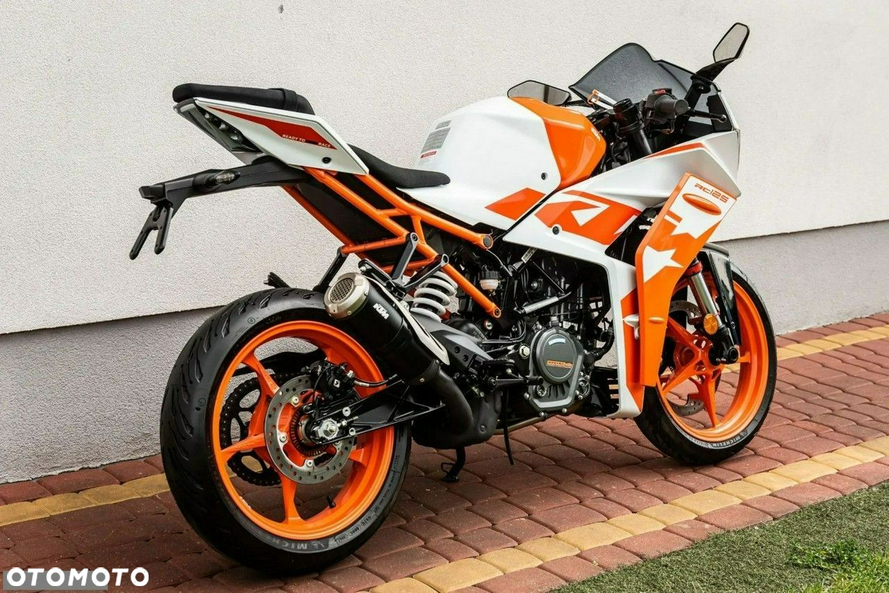 KTM RC 125 - 3