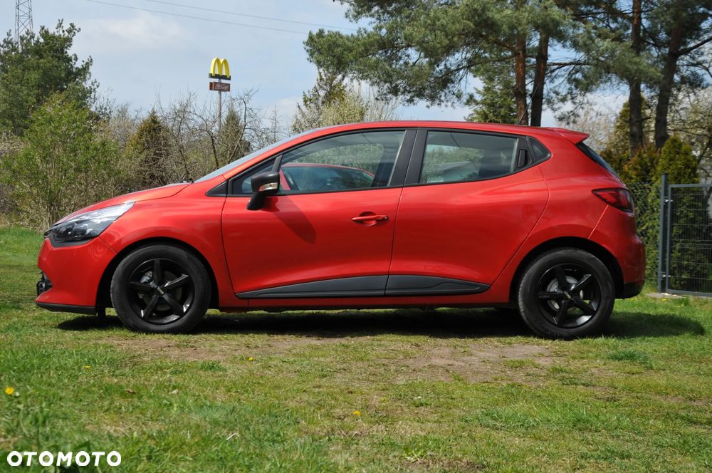 Renault Clio 1.2 16V 75 LIMITED - 6