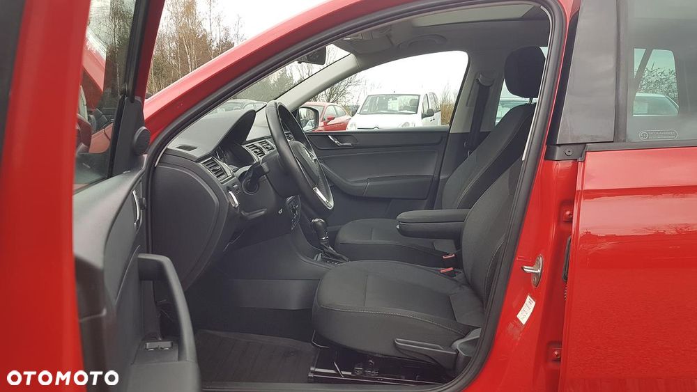 Skoda RAPID 1.4 TSI DSG Ambition - 23